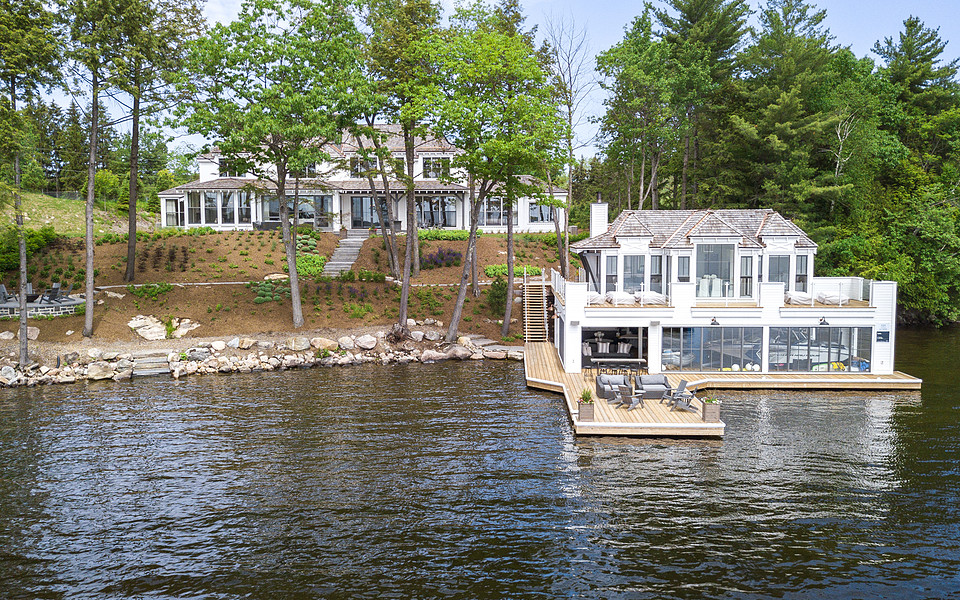 SOLD - SOUTH LAKE ROSSEAU SOLD - SOUTH LAKE ROSSEAU