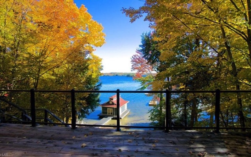 SOLD - LAKE ROSSEAU