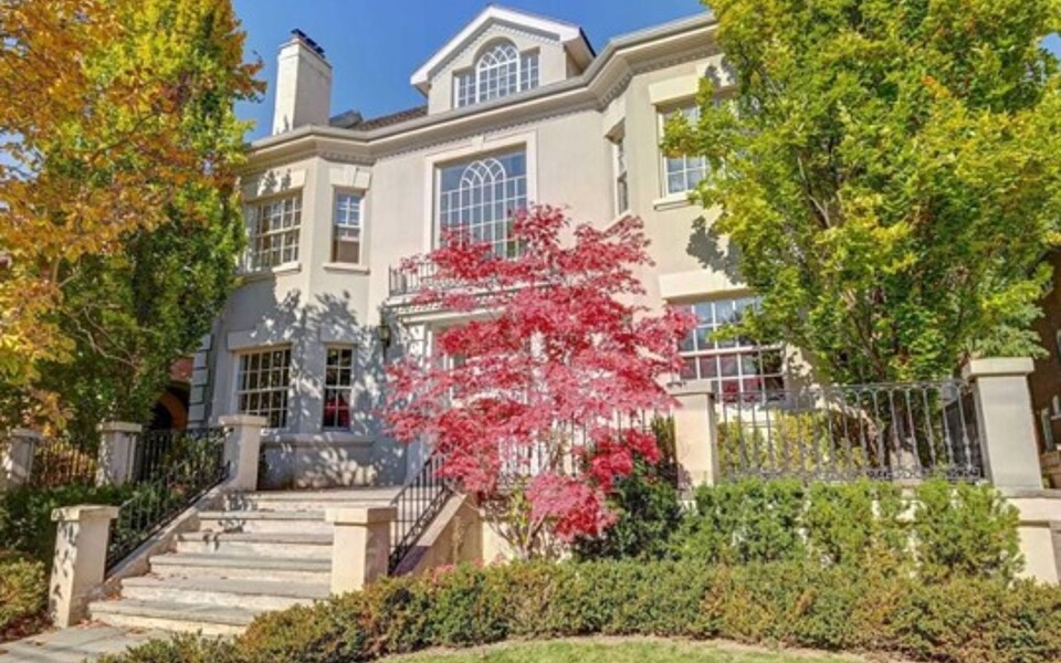SOLD - Non Waterfront Estate SOLD - Non Waterfront Estate